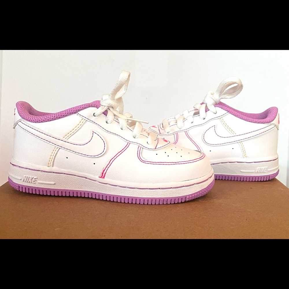 Nike Air Force 1
